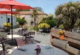 la Cantine du Chene vert 1